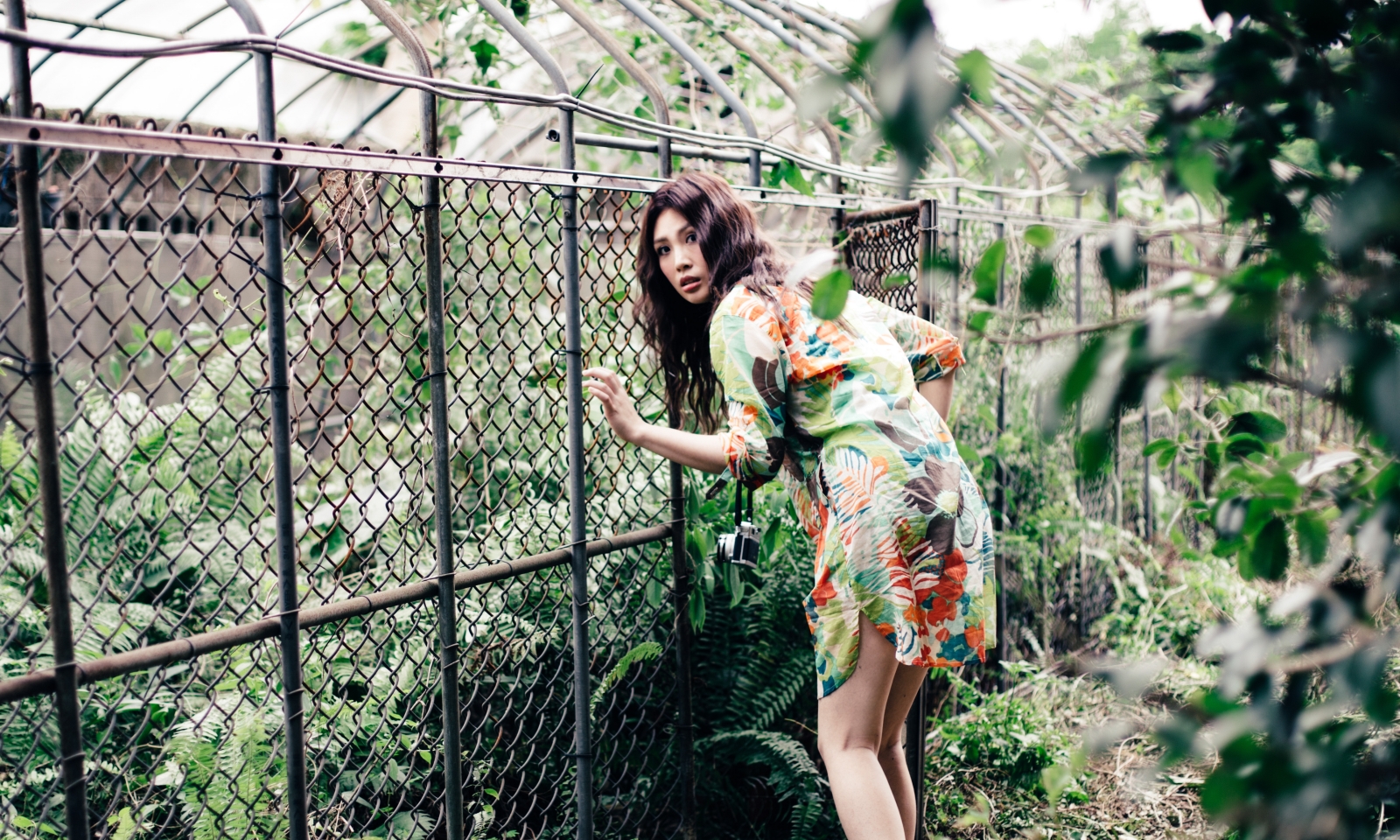 五月封面|在你耳邊說話的女朋友:魏如萱與《言花》