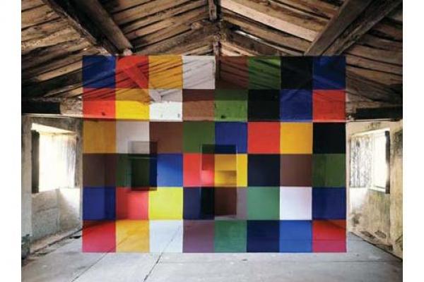 裝置藝術的視覺幻象：Georges Rousse