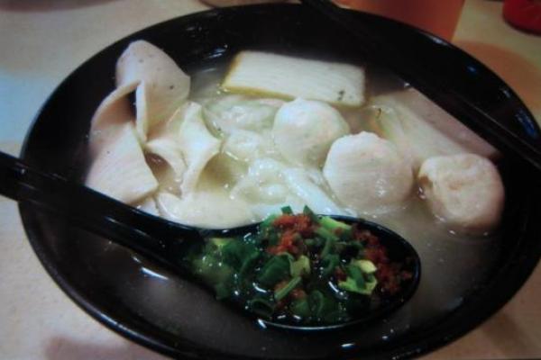 食在香港:來一碗魚蛋粉