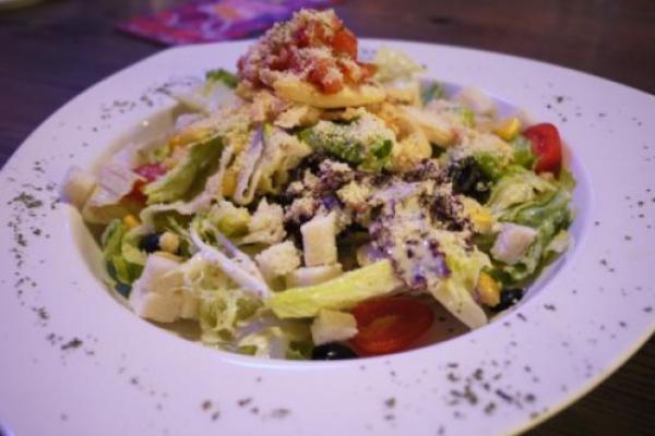 最熟悉的陌生人：凱薩沙拉（Caesar Salad）
