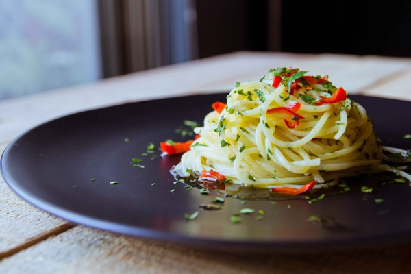 蒜香辣椒橄欖油義大利麵 Spaghetti aglio olio e peperoncino