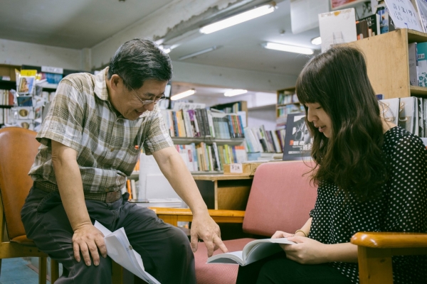 【書城旅人的漫步】從海伊到溫羅汀的這條路──《書城旅人》李亞臻與唐山書店陳隆昊對談書店結盟的經驗與未來