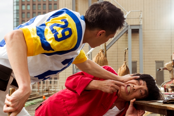 語際上的小丑──談《大尾鱸鰻2》的歧視爭議