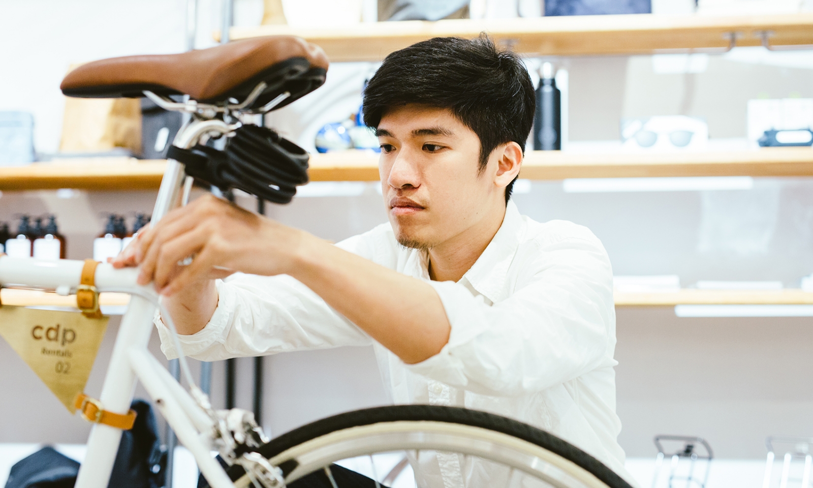 Trippen 與 tokyobike 的減法生活:好的東西,應該陪你走很久很久