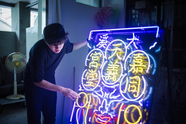 霓虹遶境,電音與搖滾直達天聽!大溪大禧,一場給當代的民俗文化慶典