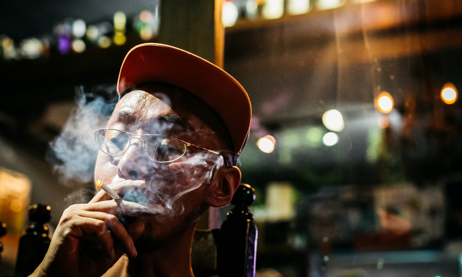 純情男子漢,最好的修辭只有幹:專訪恣睢麻利《我們的戒菸失敗》