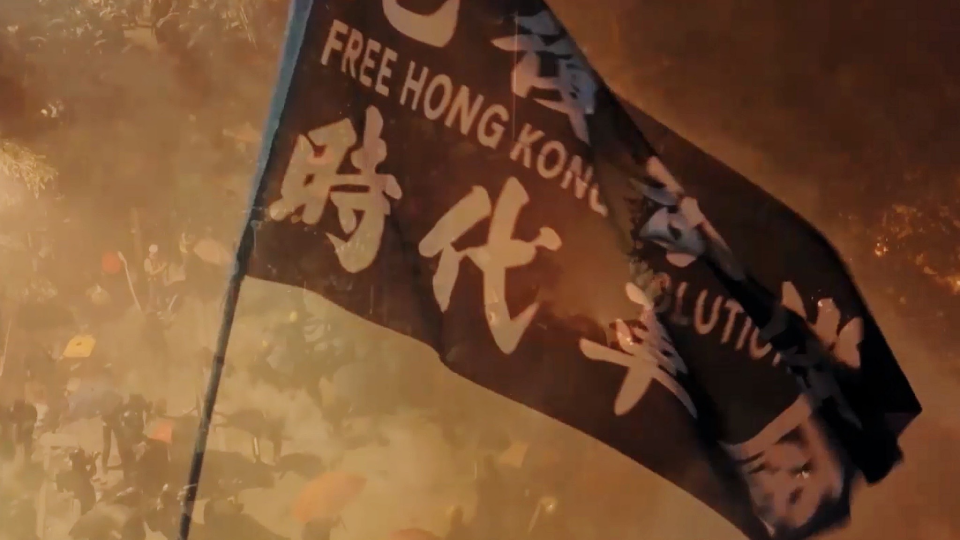 手足對我說:希望被捕的時候,有人記錄著──專訪周冠威《時代革命》