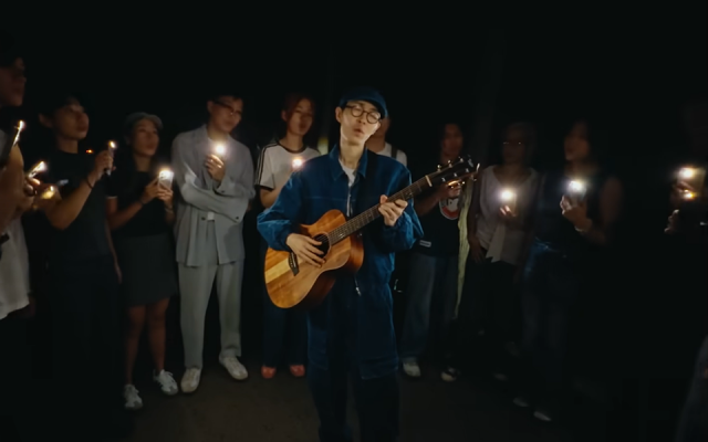 當 AI 遇上方大同：你要一個生病的聲音，還是一個完美的人造聲音？