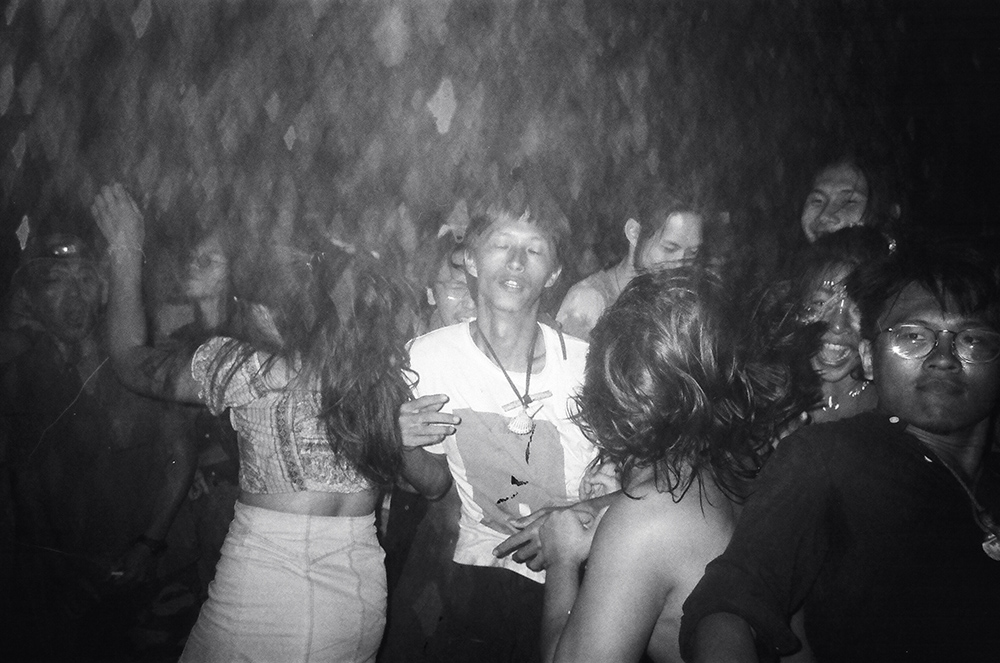 COLD DEW 2020 海或