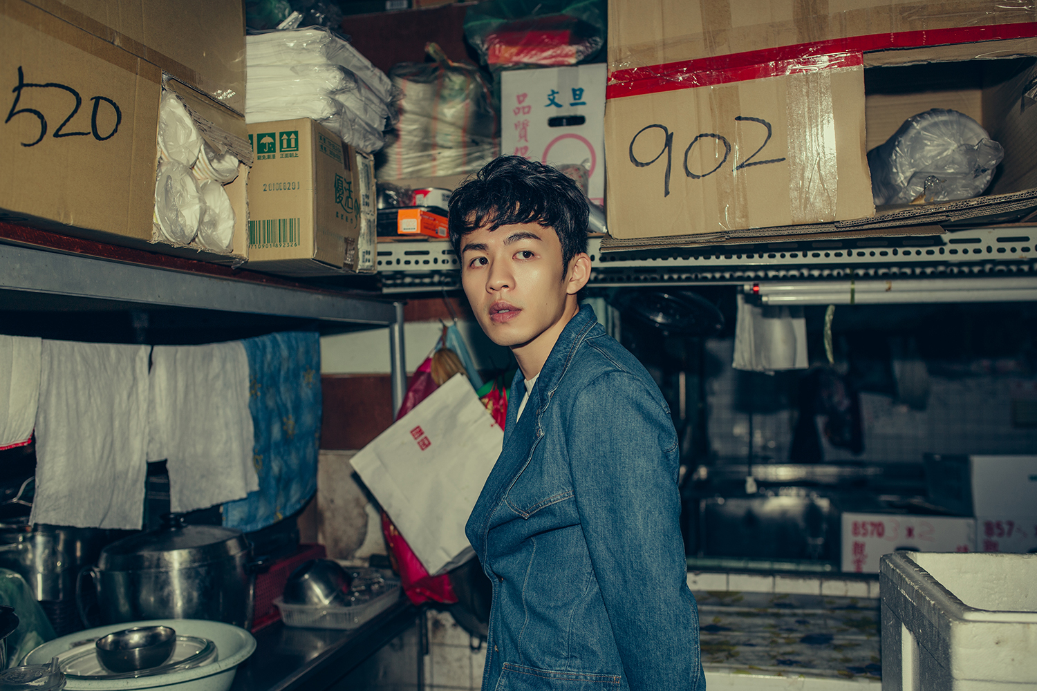 專訪 李鴻其 幸福路上 地球最後的夜晚 醉生夢死