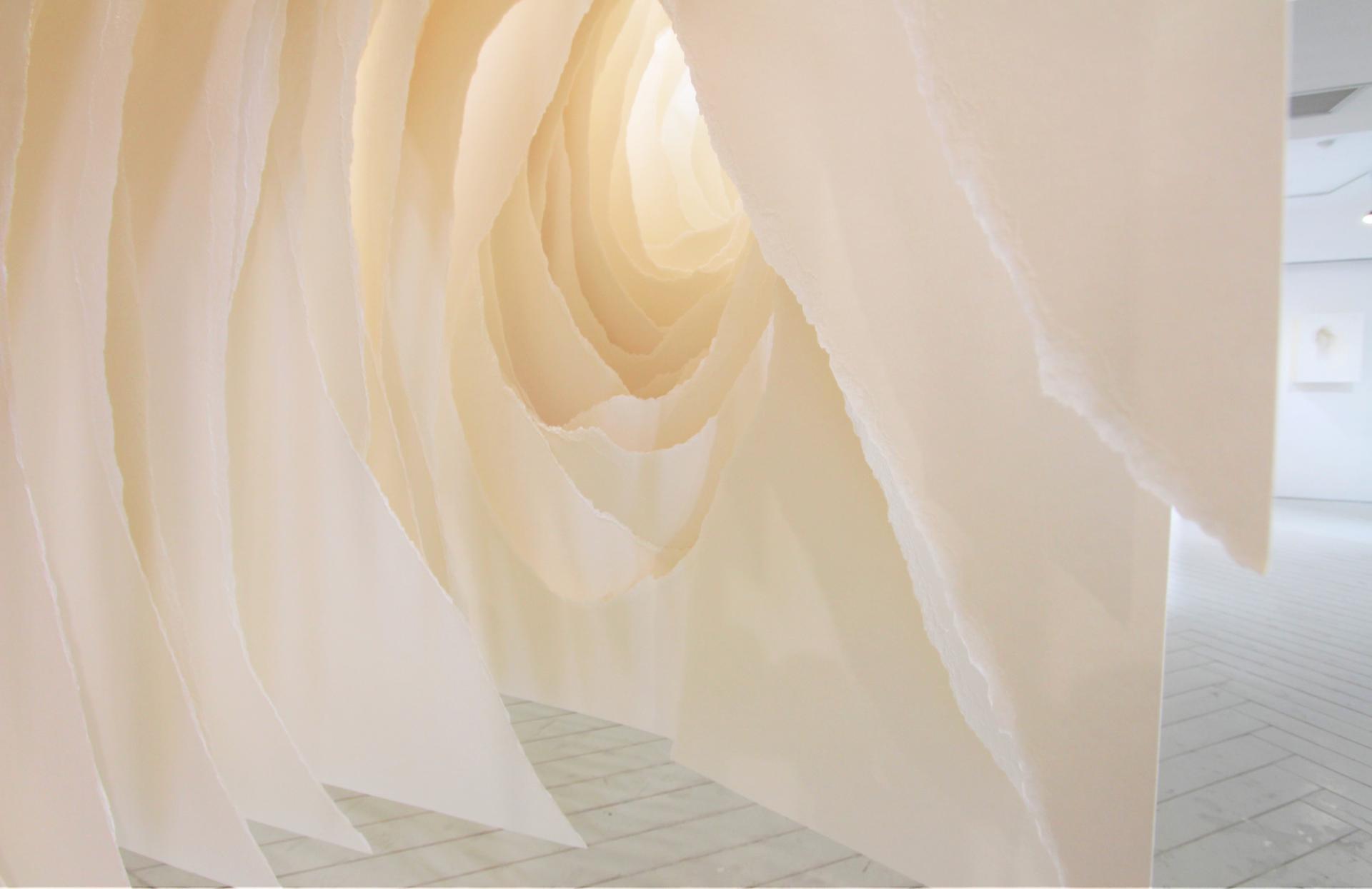 Angela Glajcar_Terforation_紙的顛覆與構築